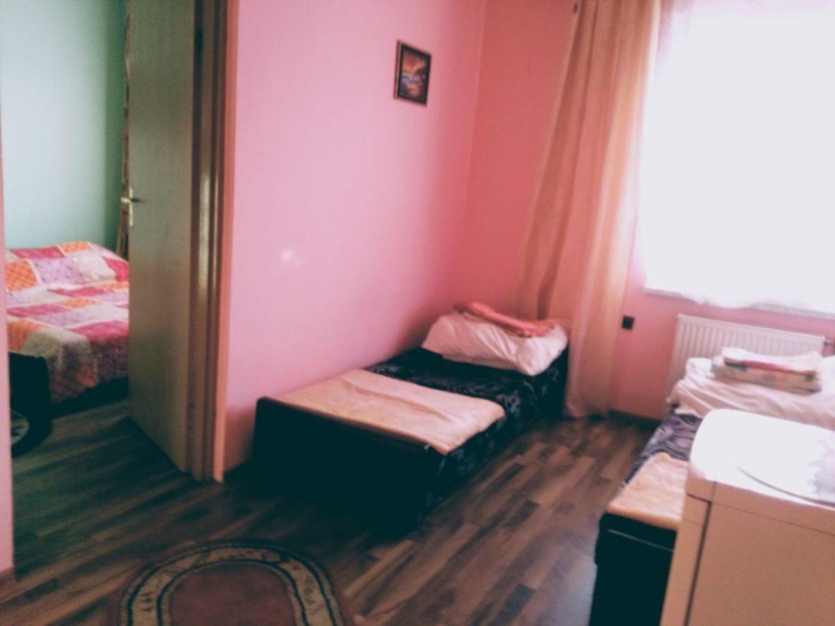 Jasionka Apartamento Ustrzyki Dolne Exterior foto